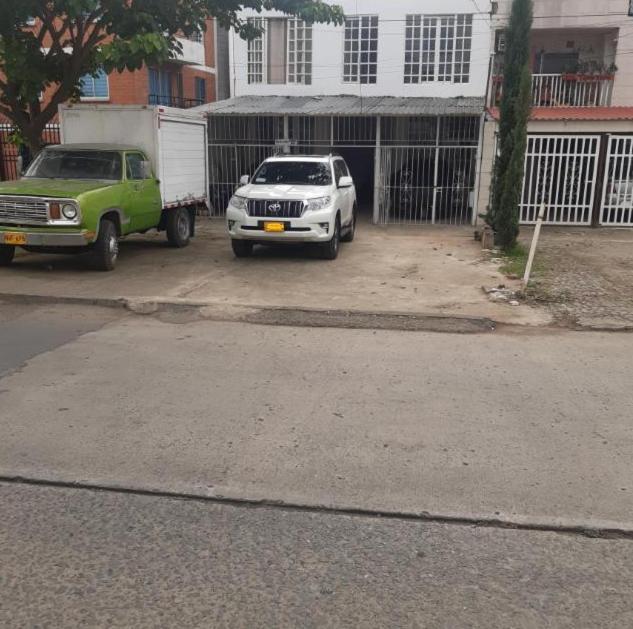 Hospedaje Alferez Real Jamundi Exterior photo